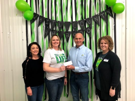 White County 4-H Receives Donation from Illinois Corn Marketing Board