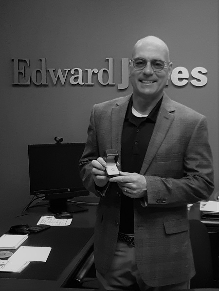 Grant Gee Celebrating Milestone Anniversary with Edward Jones