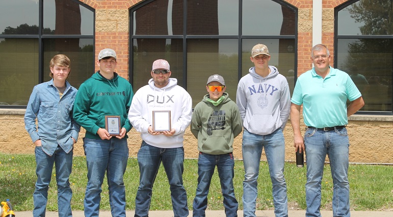 Carmi White County Takes Third at FFA Section 225 Ag Mechanics Competition