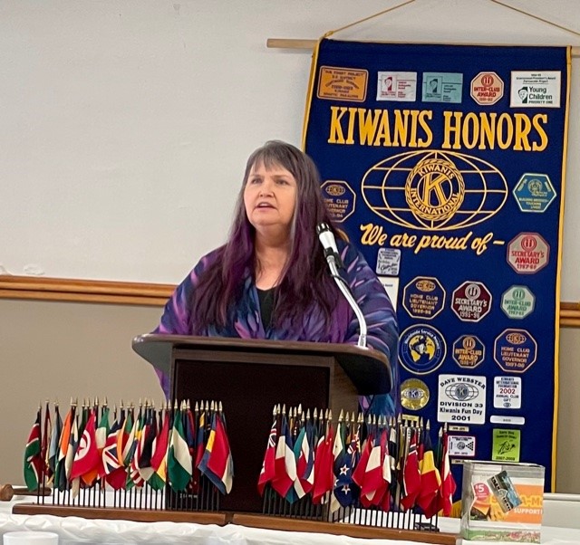 Howe Special Guest of Carmi Kiwanis