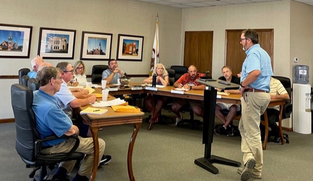 Carmi Council Paves Way for Corn Day Festivities, Continues Working on Trash Pickup