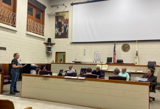 University of IL Extension remains in the crosshairs of some on Gallatin County Board
