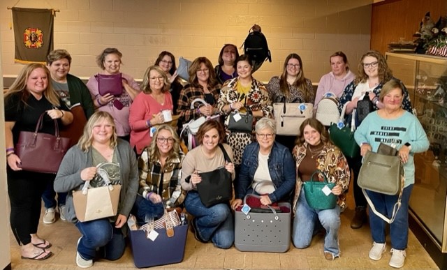 Chamber of Commerce Holds Successful Binga Event Saturday Giving Out More than $6,500 in Purses