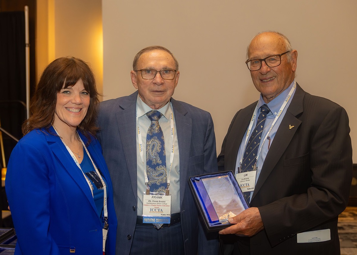 Dr. Frank Barbre Honored with Linden A. Warfel Trustee Education Award