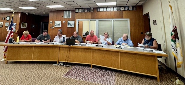 Grayville Council Votes to Fund Emergency Pump Repair, Replace Sewer Drains, Signs off on Two TIF Agreements, Makes Festival Donation