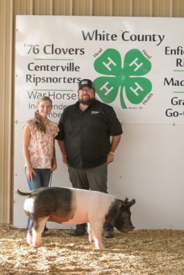 Grand Champion Gilt Annsley Healy Nutrien Ag